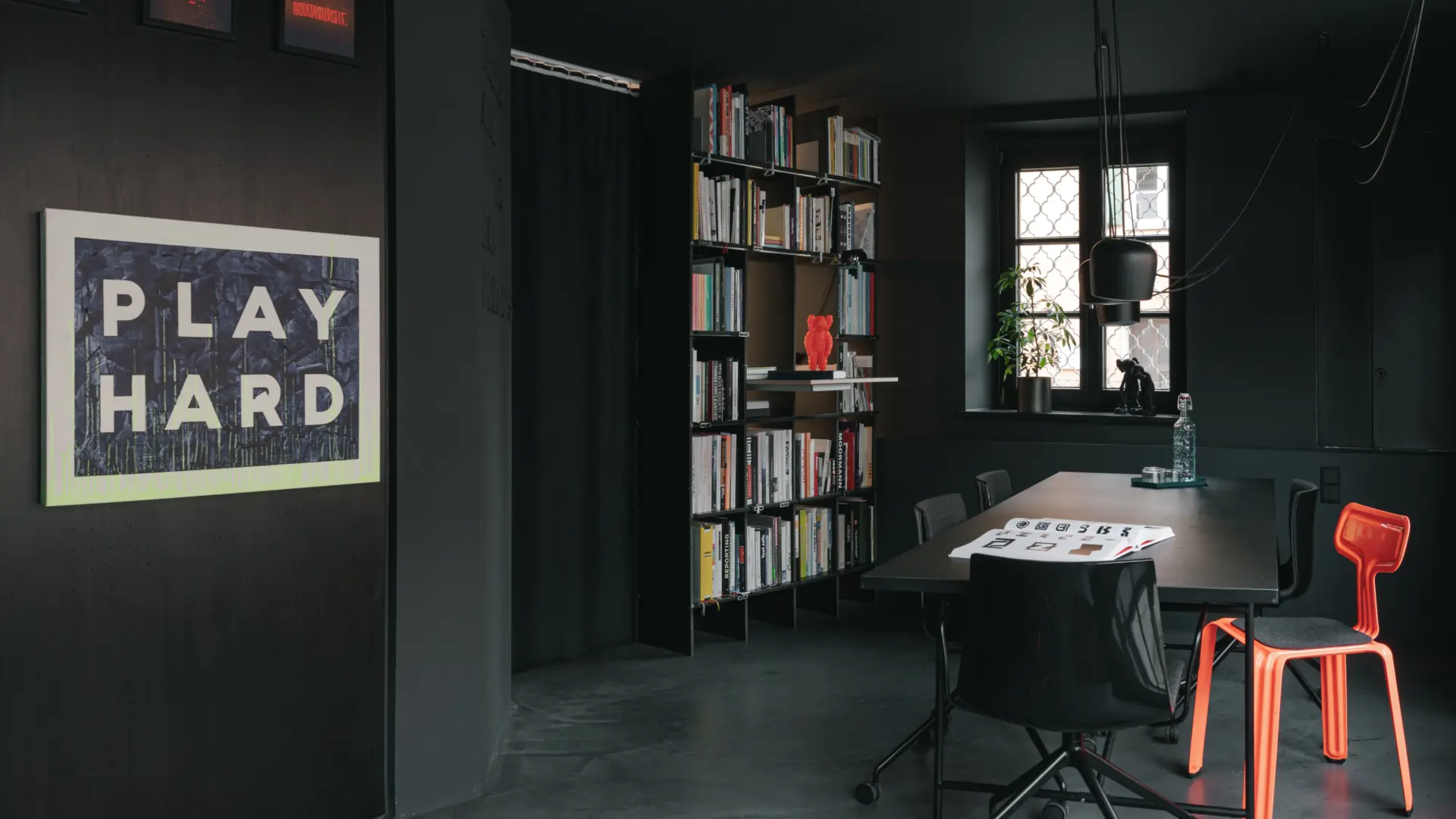 X height office04